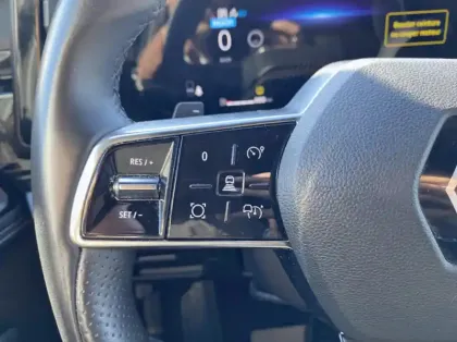 Photo 16 Renault Austral 1.2 E-Tech full hybrid 200ch Iconic- 24