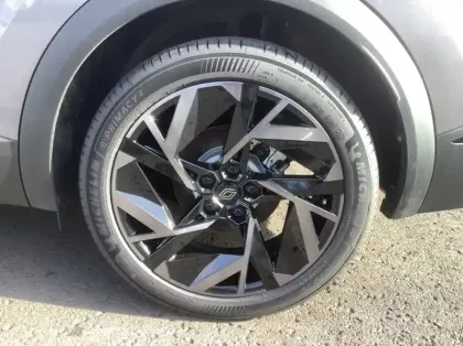 Photo 8 Renault Symbioz Nouveau E-Tech full hybrid 145 Esprit Alpine