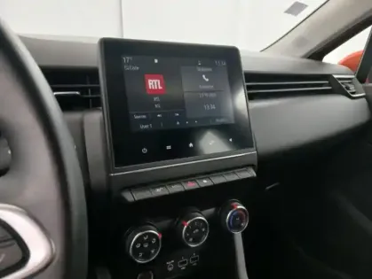 Photo 20 Renault Clio V Blue dCi 85 Zen