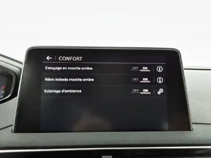 Photo 29 Peugeot 3008  Puretech 130ch S&S EAT8