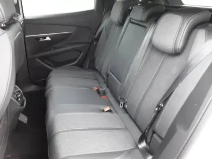 Photo 11 Peugeot 3008  Puretech 130ch S&S EAT8
