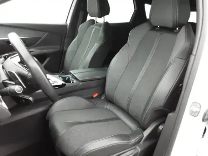 Photo 10 Peugeot 3008  Puretech 130ch S&S EAT8