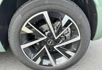 Photo 14 Opel Corsa  1.2 Turbo Hybrid 110 ch e-DCT6