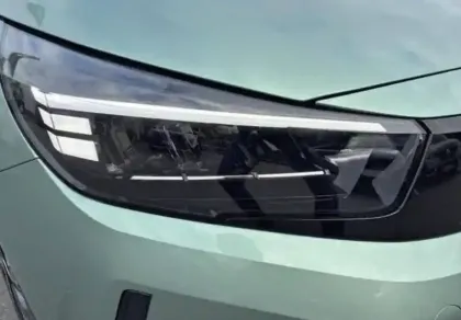 Photo 10 Opel Corsa  1.2 Turbo Hybrid 110 ch e-DCT6