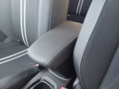 Photo 8 Opel Corsa  1.2 Turbo Hybrid 110 ch e-DCT6