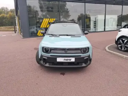 Photo 7 Renault 4 Renault  E-Tech Electrique 150 ch autonomie confort