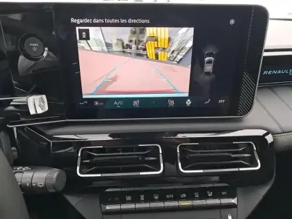 Photo 14 Renault 4 Renault  E-Tech Electrique 150 ch autonomie confort
