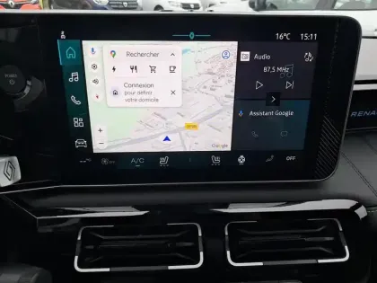 Photo 13 Renault 4 Renault  E-Tech Electrique 150 ch autonomie confort