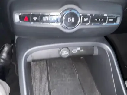 Photo 50 Volvo Xc40  B3 163 ch DCT7