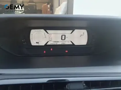 Photo 12 Citroën C4  Picasso PureTech 130 S&S