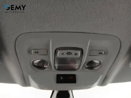 Photo 16 Peugeot 208  PureTech 110ch S&S EAT6