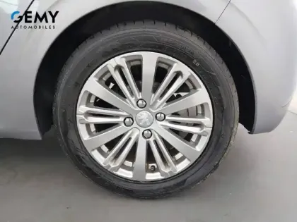 Photo 10 Peugeot 208  PureTech 110ch S&S EAT6