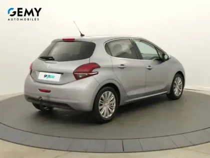 Photo 17 Peugeot 208  PureTech 110ch S&S EAT6