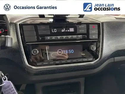 Photo 35 Volkswagen Up Gén. II Ph1 NG Life Plus 5