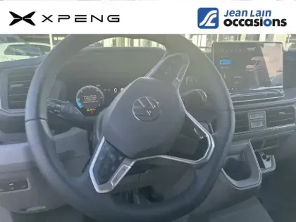 Photo 20 Volkswagen Crafter  VAN 35 L3H3 2.0 TDI 177 CH BVA