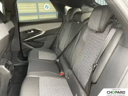 Photo 17 Peugeot 3008  Hybrid 145 e-DCS6