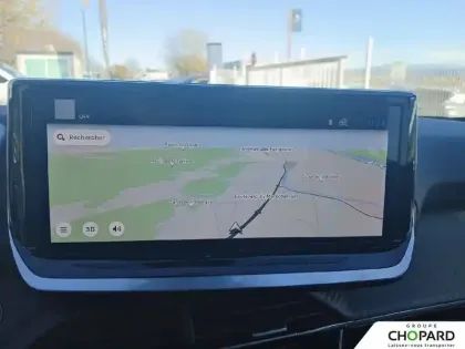 Photo 13 Peugeot 2008  Hybrid 145 e-DCS6