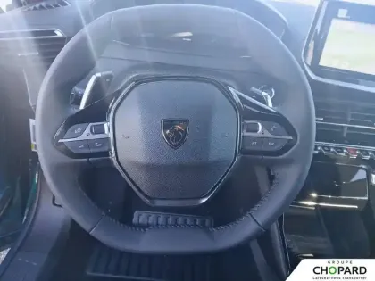 Photo 15 Peugeot 2008  Hybrid 145 e-DCS6