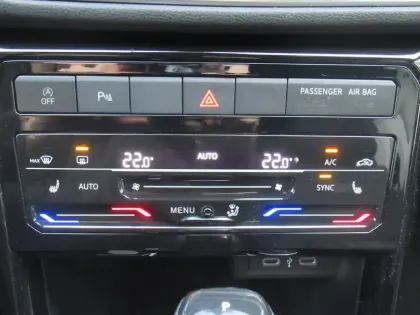 Photo 63 Volkswagen T-cross  1.0 TSI 116 Start/Stop DSG7