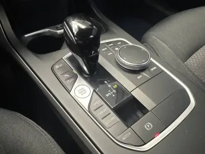 Photo 24 BMW Serie 1 118i 136 ch DKG7