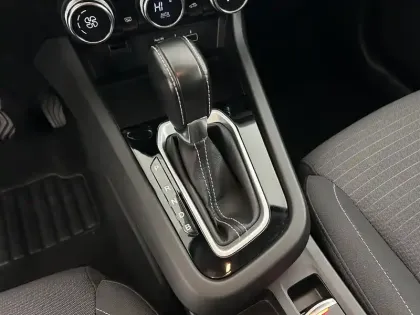 Photo 15 Renault Arkana  E-Tech hybride 145 - 22