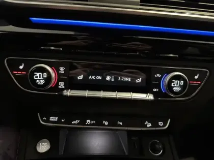 Photo 17 Audi Q5  Sportback 55 TFSIe 367 S tronic 7 Quattro