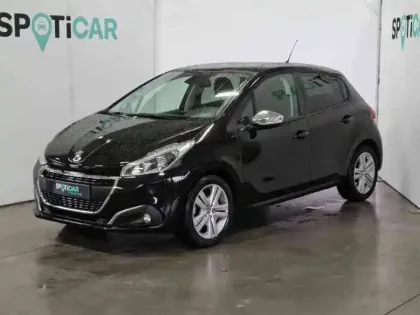 Photo Peugeot 208 Signature