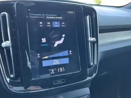 Photo 16 Volvo Xc40  T3 156 ch