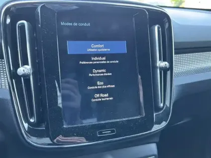 Photo 21 Volvo Xc40  T3 156 ch