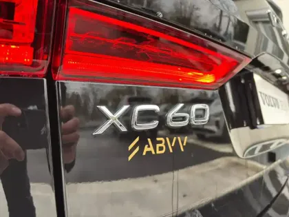 Photo 65 Volvo Xc60  T6 AWD Hybride rechargeable 253 ch+145 ch Geartronic 8