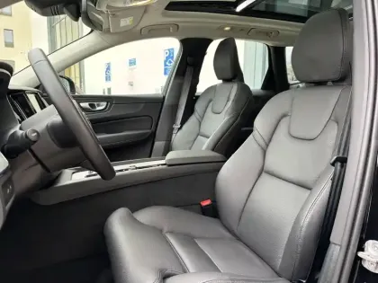 Photo 42 Volvo Xc60  T6 AWD Hybride rechargeable 253 ch+145 ch Geartronic 8