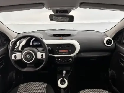 Photo 43 Renault Twingo  III E-Tech