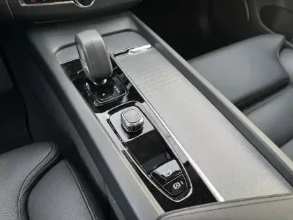 Photo 70 Volvo Xc60  T6 AWD Hybride rechargeable 253 ch+145 ch Geartronic 8