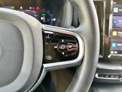 Photo 63 Volvo Xc60  T6 AWD Hybride rechargeable 253 ch+145 ch Geartronic 8