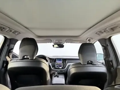 Photo 55 Volvo Xc60  T6 AWD Hybride rechargeable 253 ch+145 ch Geartronic 8