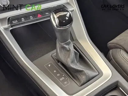 Photo 12 Audi Q3  35 TFSI 150 ch S tronic 7