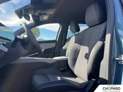 Photo 44 Peugeot 5008  Hybrid 145 e-DCS6