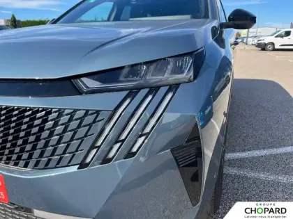 Photo 91 Peugeot 5008  Hybrid 145 e-DCS6