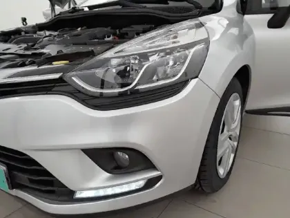 Photo 15 Renault Clio  TCe 90 - 19