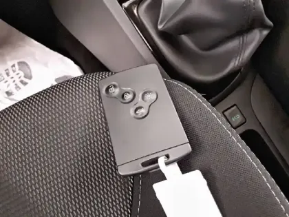 Photo 23 Renault Clio  TCe 90 - 19