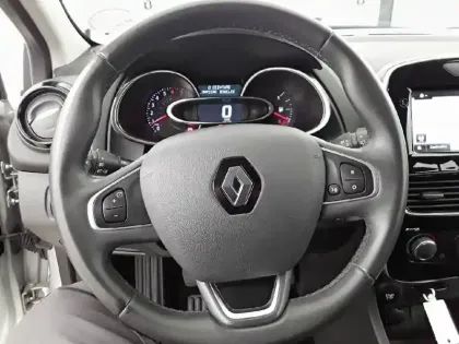 Photo 8 Renault Clio  TCe 90 - 19