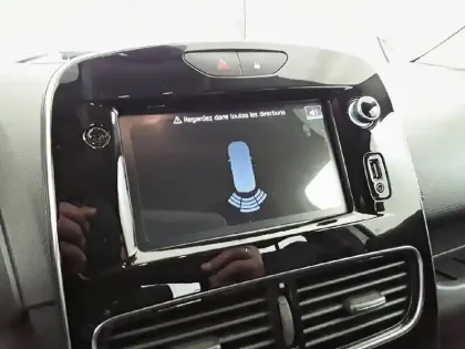 Photo 18 Renault Clio  TCe 90 - 19