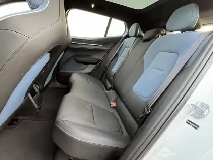 Photo 57 Volvo Ex30  Single Extended Range 272 ch 1EDT