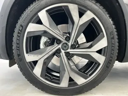 Photo 48 Renault Austral  E-Tech hybrid 200