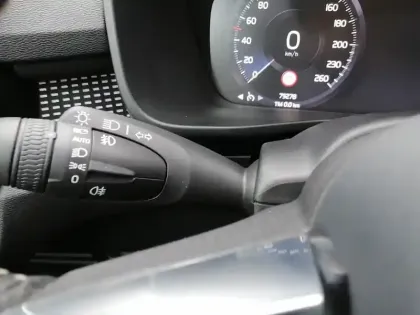 Photo 12 Volvo Xc40  T3 163 ch Geartronic 8