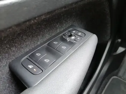 Photo 13 Volvo Xc40  T3 163 ch Geartronic 8