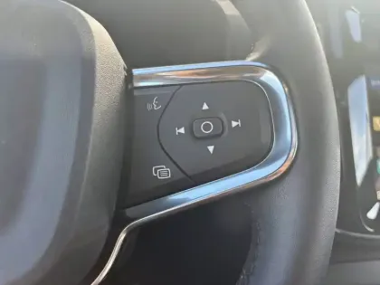 Photo 6 Volvo Xc40  Recharge Extended Range 252 ch 1EDT