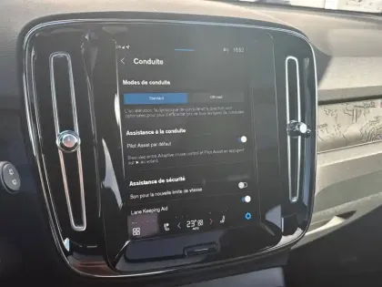 Photo 12 Volvo Xc40  Recharge Extended Range 252 ch 1EDT