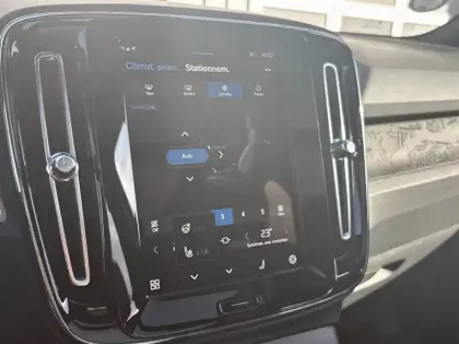 Photo 16 Volvo Xc40  Recharge Extended Range 252 ch 1EDT