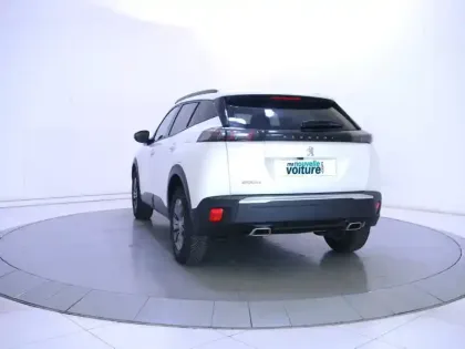 Photo 6 Peugeot 2008  PureTech 130 S&S EAT8